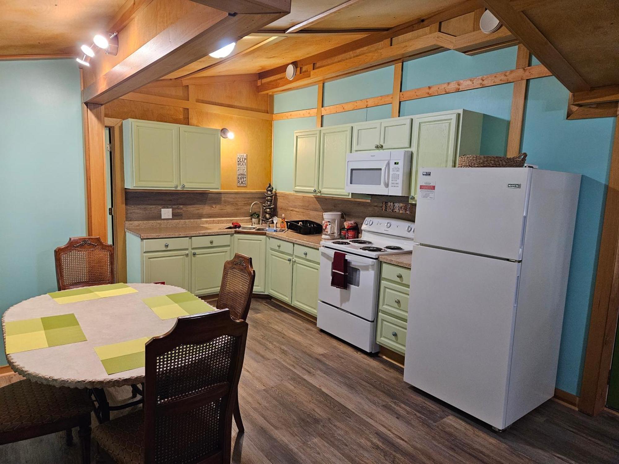 Frog Hollow At Hocking Vacations ローガン エクステリア 写真